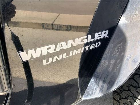 Used 2016 Jeep Wrangler Unlimited Sport w/ Quick Order Package 24S AWD/4WD image 8