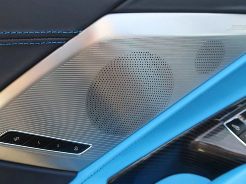 Used 2021 Chevrolet Corvette Stingray Premium Conv w/ Z51 Performance Package image 22