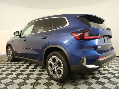 Used 2025 BMW X1 xDrive28i w/ Convenience Package AWD/4WD image 5