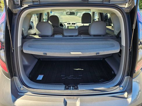 Used 2016 Kia Soul EV + w/ Paint Protection Film Package FWD image 23