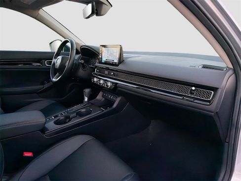 Used 2024 Honda Civic Touring image 29