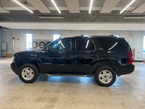 Used 2009 Chevrolet Tahoe LT w/ Suspension Package, Off-Road AWD/4WD image 10