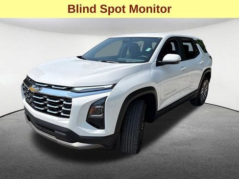 Used 2025 Chevrolet Equinox LT AWD/4WD image 5