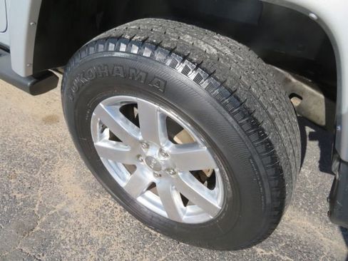 Used 2012 Jeep Wrangler Sahara w/ Connectivity Group image 11