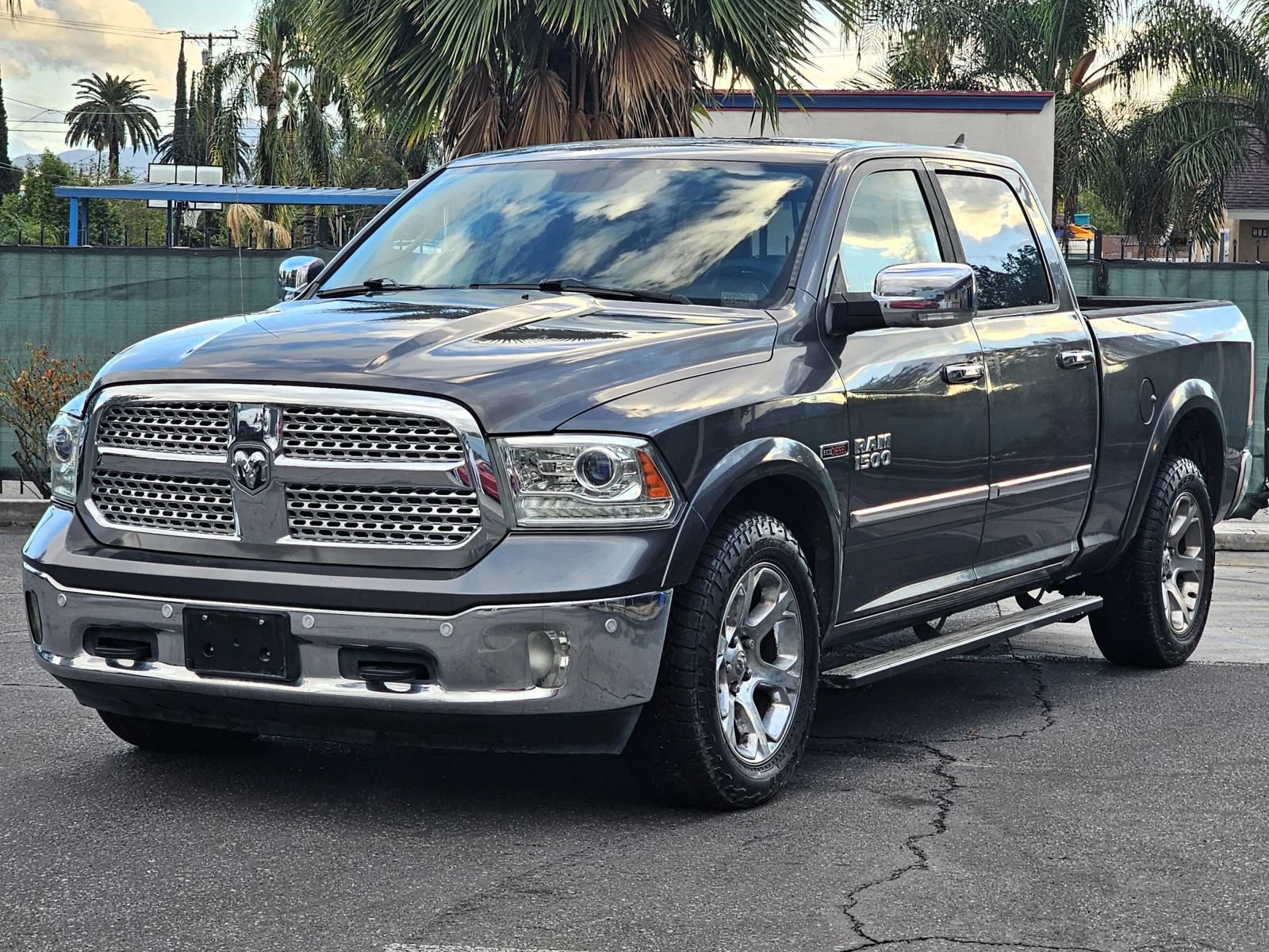 Used 2015 RAM 1500 Laramie w/ Convenience Group AWD/4WD image 1