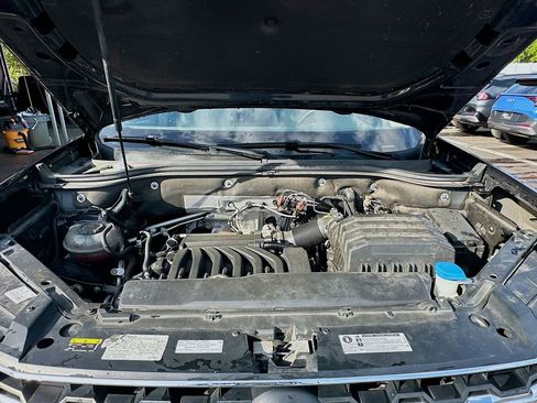 Used 2019 Volkswagen Atlas SE w/ Towing Package image 29