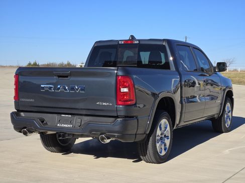 New 2026 RAM 1500 Big Horn AWD/4WD image 4