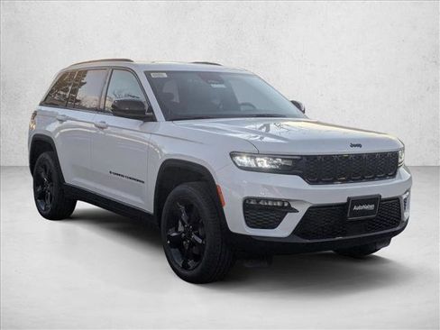 New 2025 Jeep Grand Cherokee Limited image 7