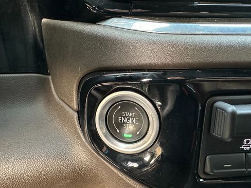 Used 2024 Chevrolet Silverado 1500 RST image 36