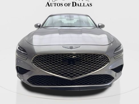 Used 2025 Genesis G70 2.5T image 3