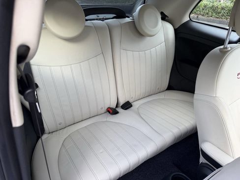 Used 2017 FIAT 500 Lounge image 22