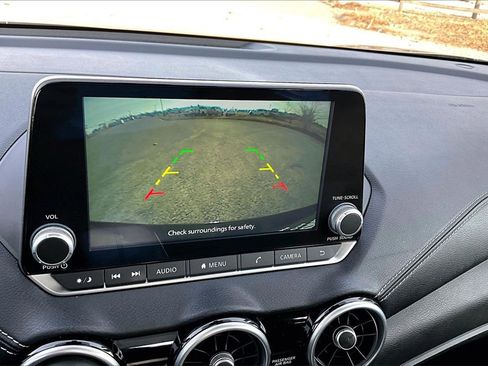 Used 2024 Nissan Sentra SV image 19