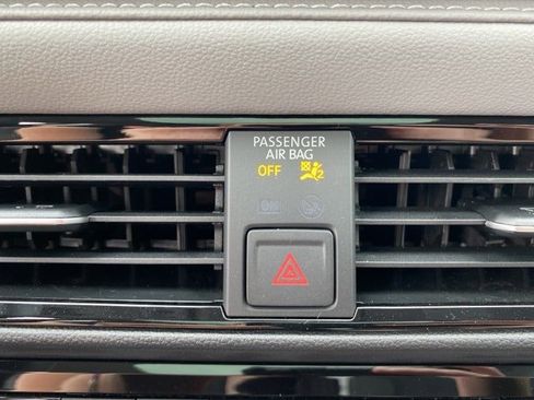 New 2024 Volkswagen Taos SE image 38