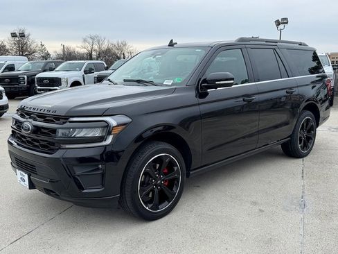 Certified 2022 Ford Expedition Max Limited image 12