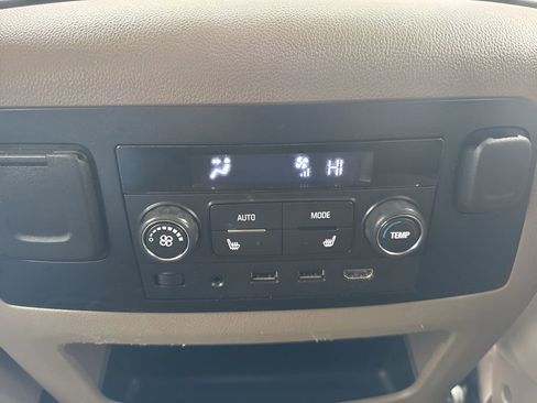 Used 2017 Chevrolet Tahoe Premier image 14