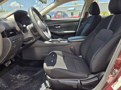 Used 2024 Nissan Sentra SV FWD image 13