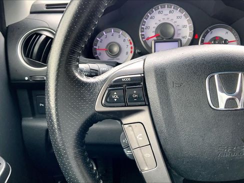 Used 2013 Honda Pilot Touring image 23