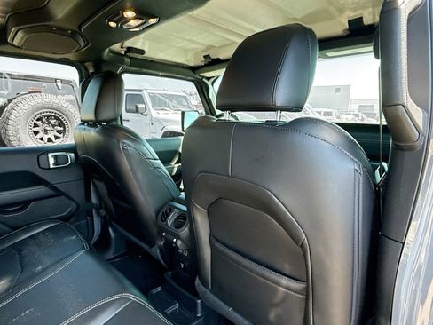 Used 2023 Jeep Wrangler Unlimited Sahara w/ Cold Weather Group image 30