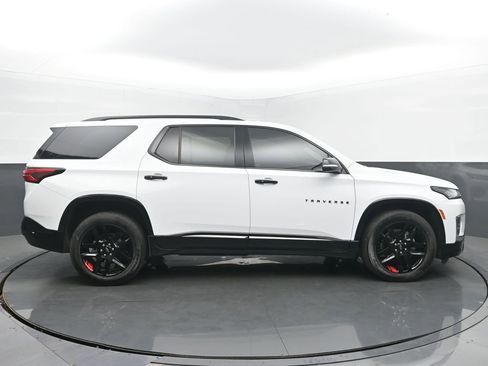 Used 2023 Chevrolet Traverse Premier w/ Redline Edition image 6
