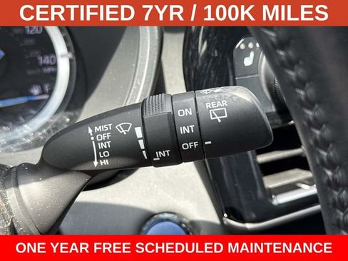 Used 2022 Toyota Highlander XLE AWD/4WD image 26