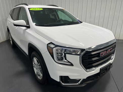 Used 2023 GMC Terrain SLE w/ Driver Convenience Package image 20