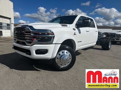 New 2026 RAM 4500 4x4 Crew Cab DRW w/ Laramie Trim Package