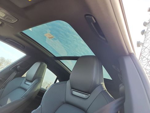 New 2026 Porsche Macan 4 Electric image 14