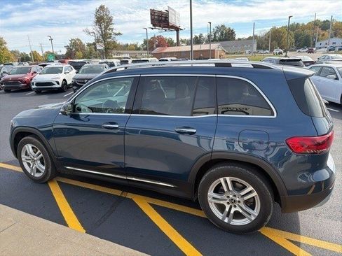 Used 2021 Mercedes-Benz GLB 250 GLB 250 image 3