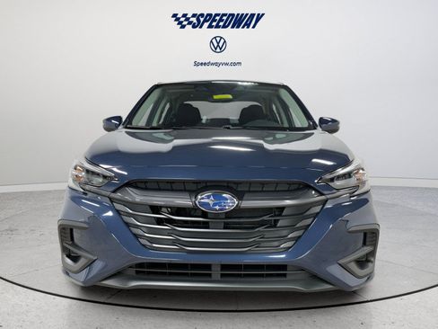 Used 2025 Subaru Legacy Premium AWD/4WD image 2