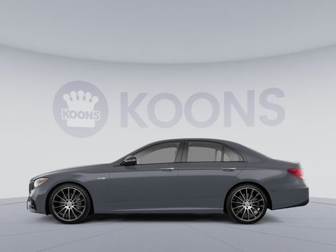 Used 2018 Mercedes-Benz E 43 AMG 4MATIC Sedan image 2