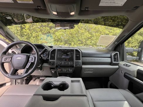 Used 2018 Ford F250 XL w/ Power Equipment Group RWD image 33
