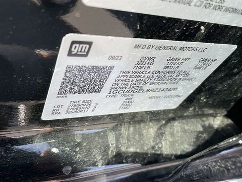 Used 2024 Chevrolet Silverado 1500 LTZ w/ LTZ Premium Package image 37