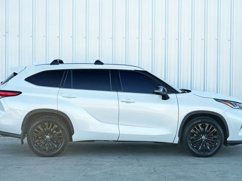 Used 2022 Toyota Highlander Platinum image 53