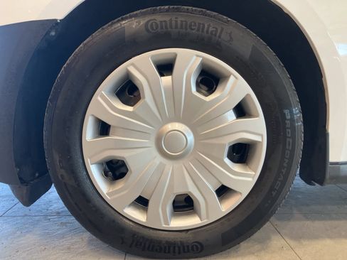 Used 2020 Ford Transit Connect XL image 9