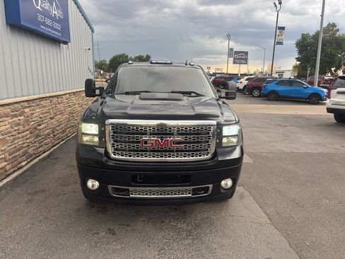 Used 2014 GMC Sierra 3500 Denali AWD/4WD image 3