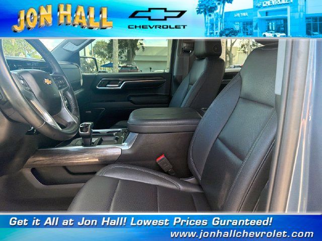 Used 2024 Chevrolet Silverado 1500 LTZ w/ LTZ Convenience Package II AWD/4WD image 20