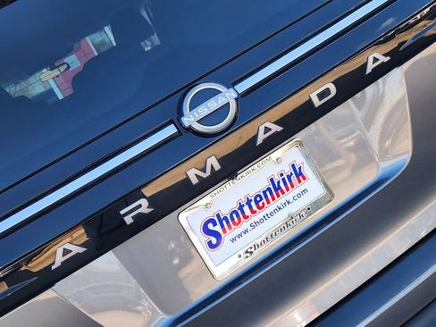 Used 2025 Nissan Armada SV image 9
