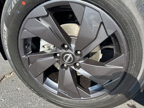 New 2026 Nissan Rogue SV image 9