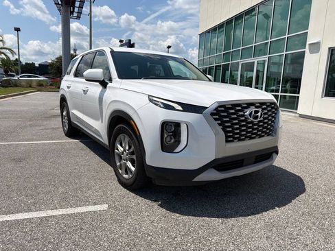 Used 2021 Hyundai Palisade SE FWD image 1
