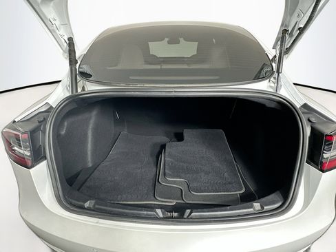 Used 2022 Tesla Model 3 Long Range image 28