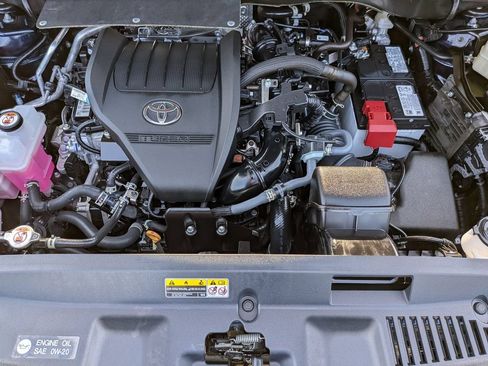 Used 2026 Toyota Highlander XLE AWD/4WD image 36