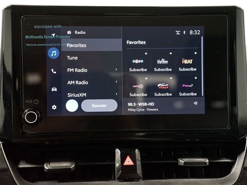 Certified 2025 Toyota Corolla LE image 18