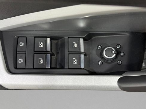 Certified 2022 Audi Q3 2.0T Premium w/ Convenience Package image 25