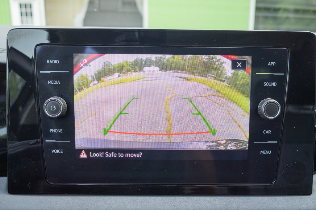 Used 2025 Volkswagen Jetta SE FWD image 20