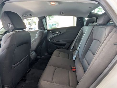 Used 2022 Chevrolet Malibu LS image 7