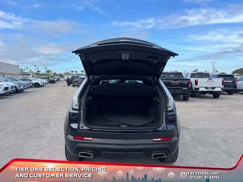 Used 2023 Cadillac XT4 Sport w/ Enhanced Visibility Package image 16