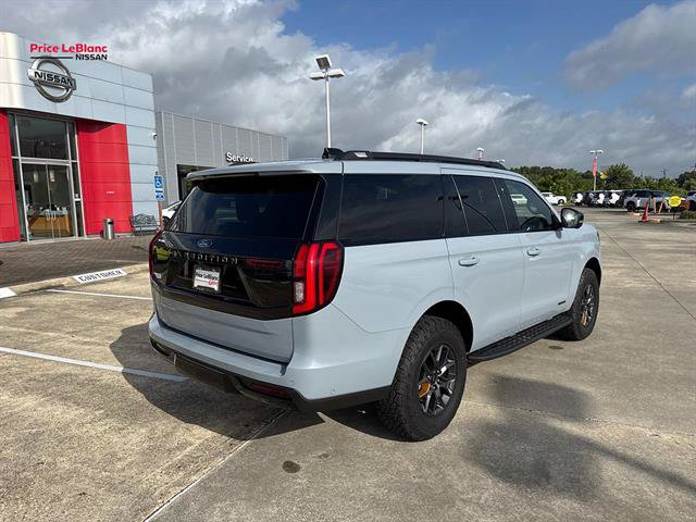 Used 2025 Ford Expedition Tremor AWD/4WD image 7