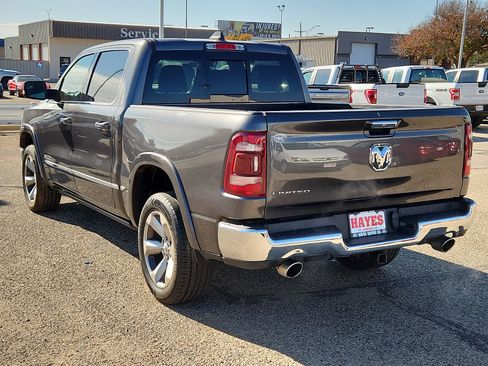 Used 2022 RAM 1500 Limited image 3