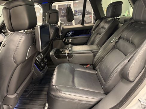 Used 2020 Land Rover Range Rover Autobiography image 40