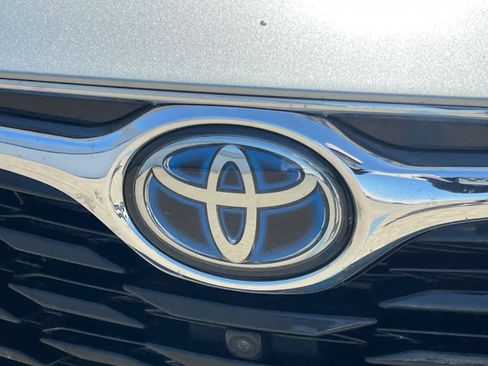 Used 2022 Toyota Highlander Platinum AWD/4WD image 13